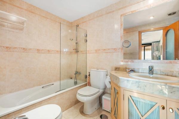 Piso en avenida Principal de la Sierra