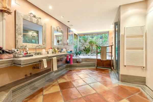 Casa independiente en calle Alemania