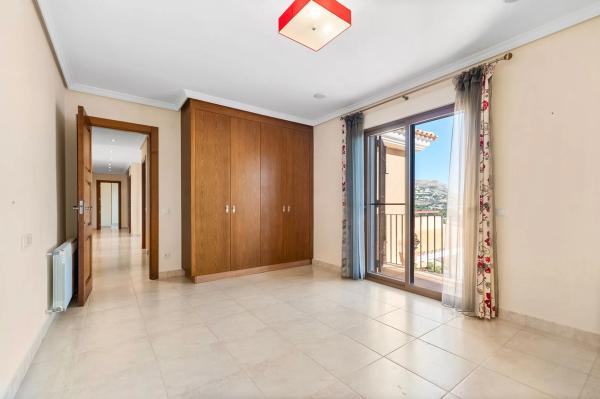 Casa independiente en calle Estació