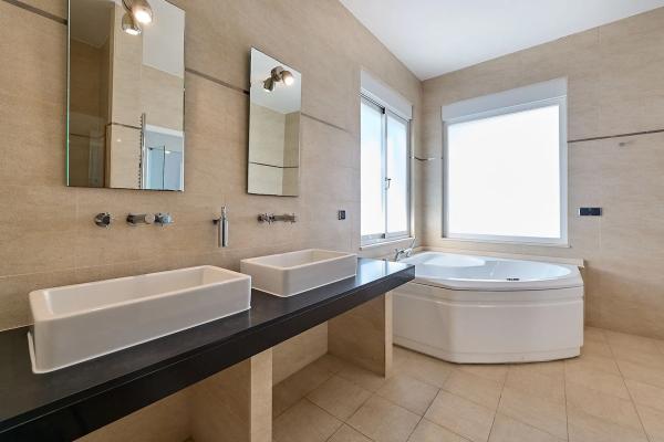 Casa independiente en calle el Capellla