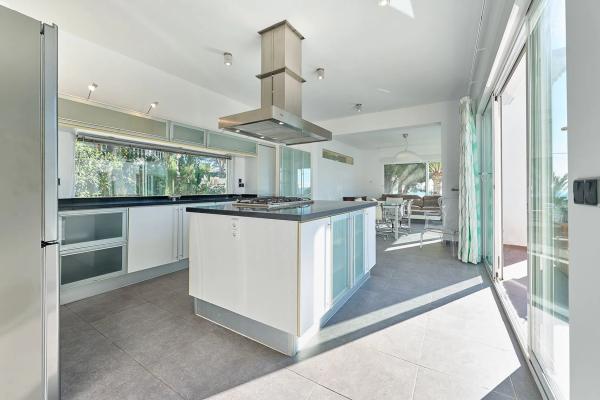 Casa independiente en calle el Capellla