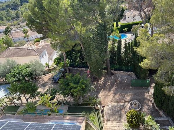 Casa independiente en calle el Pinar