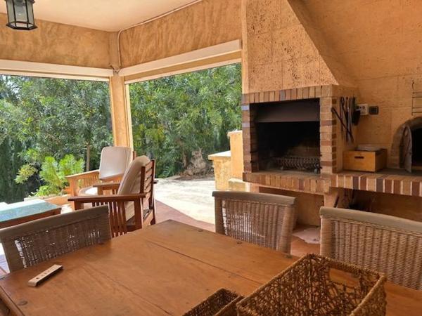 Casa independiente en calle el Pinar