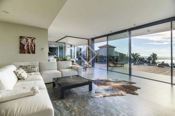 Casa independiente en calle Alemania