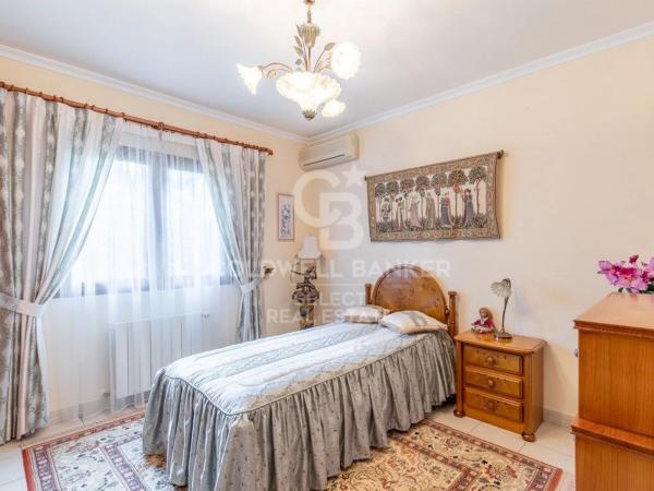 Casa independiente en calle l'Arbocer