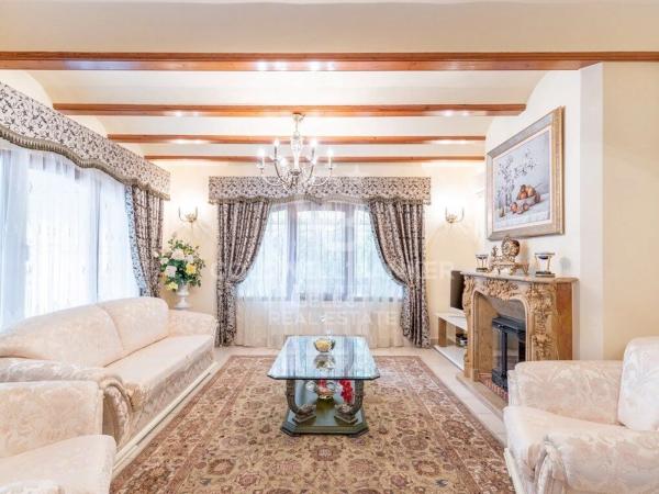 Casa independiente en calle l'Arbocer