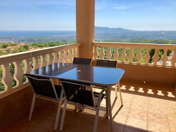 Casa independiente en calle El Pou