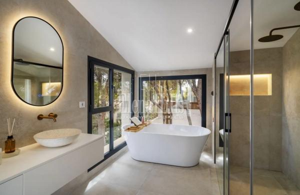 Casa independiente en calle el Falcó