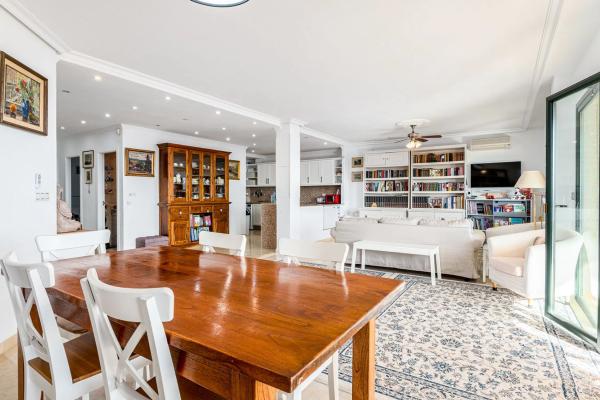 Piso en avenida Principal de la Sierra