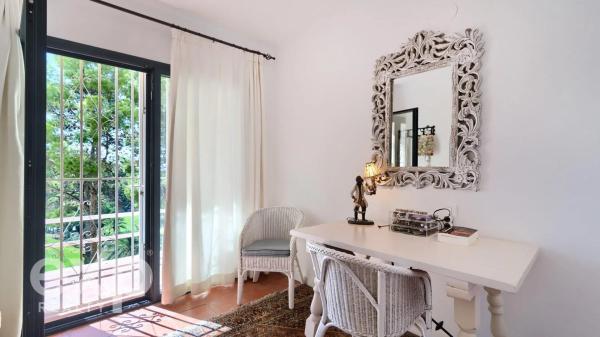 Chalet adosado en avenida Bernia-s.a. I