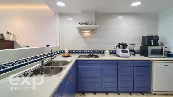 Chalet adosado en avenida Bernia-s.a. I