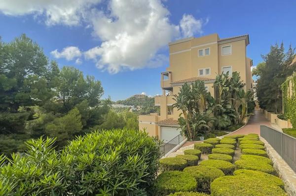 Piso en calle Suiza, 755