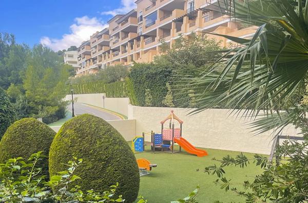 Piso en calle Suiza, 755