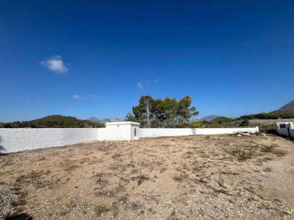 Casa independiente en Partida Sogay-Industria