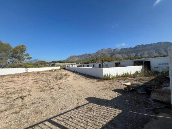 Casa independiente en Partida Sogay-Industria