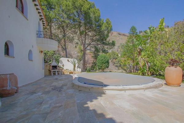 Casa independiente en calle la Llebre