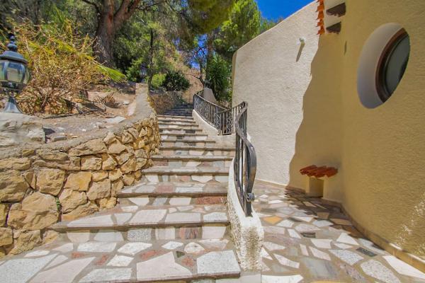 Casa independiente en calle la Llebre