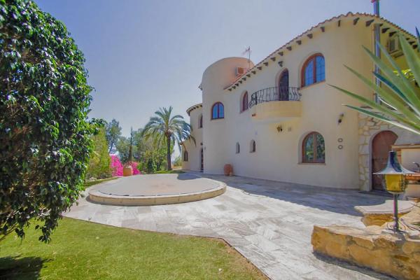 Casa independiente en calle la Llebre