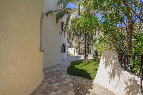 Casa independiente en calle la Llebre