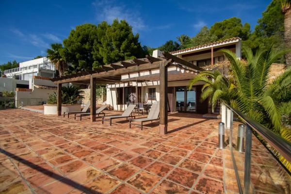 Casa independiente en avenida denia