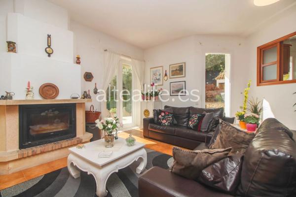 Casa independiente en calle Figuera