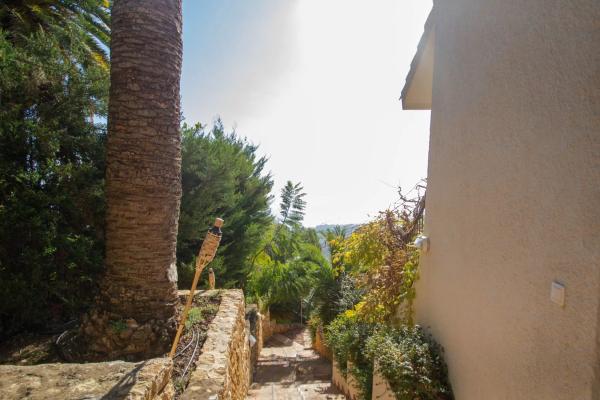 Casa independiente en avenida denia