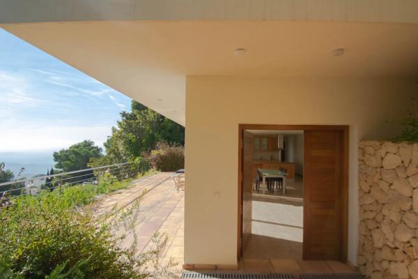 Casa independiente en avenida denia