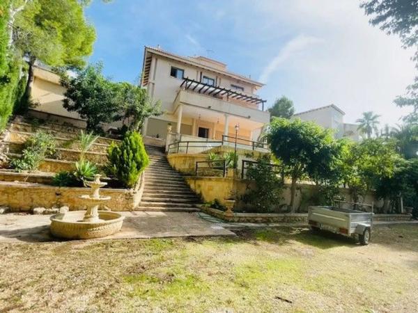 Casa independiente en calle el Pinar s/n