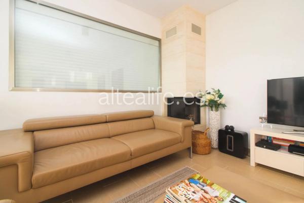 Casa independiente en calle Les Revoltes