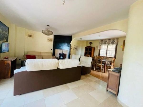 Casa independiente en calle el Pinar s/n