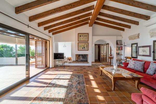 Casa independiente en calle Alhambra de Granada