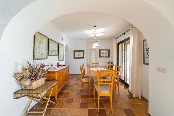 Casa independiente en calle Alhambra de Granada