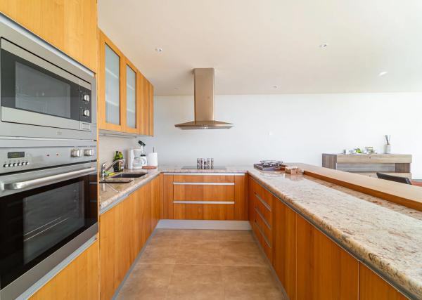 Casa independiente en calle Alhambra de Granada