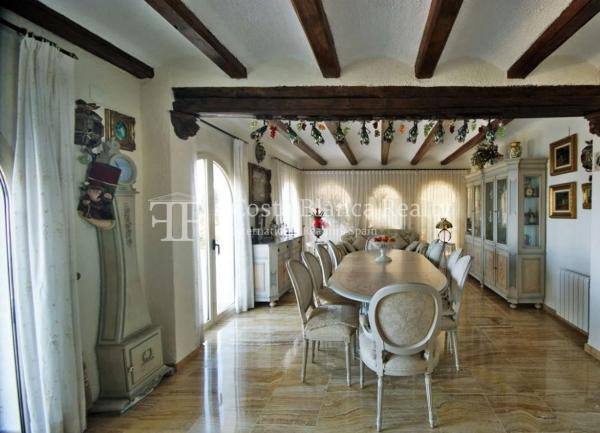 Casa independiente en calle Corbeta