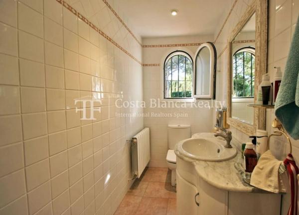 Casa independiente en calle Corbeta