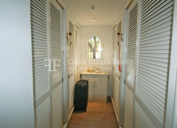 Casa independiente en calle Corbeta