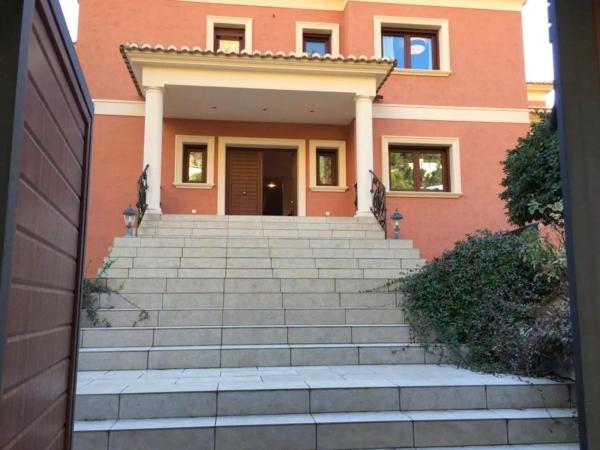 Casa independiente en calle Berlin s/n