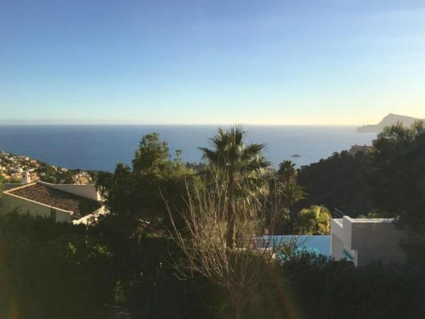 Casa independiente en calle Berlin s/n