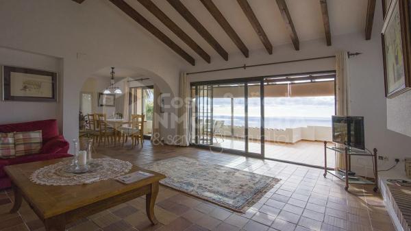 Casa independiente en calle Costa Azul s/n