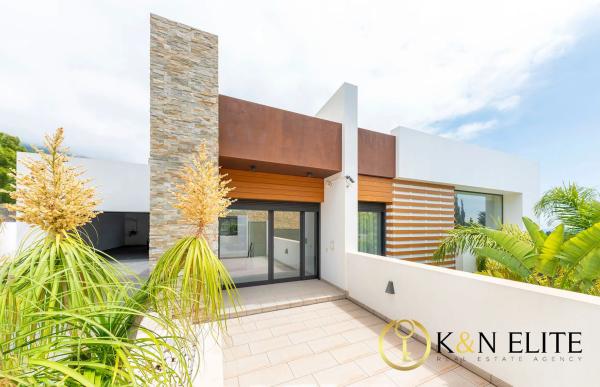 Casa independiente en calle de les Revoltes