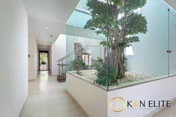 Casa independiente en calle de les Revoltes