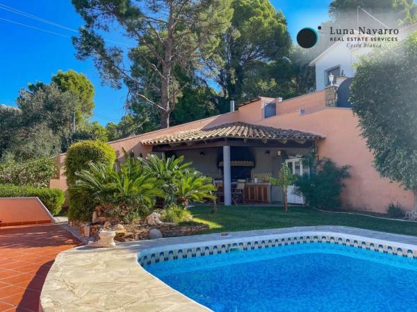 Casa independiente en calle Chambele