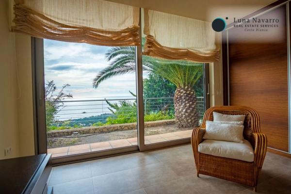 Casa independiente en calle Costa Azul