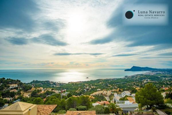 Casa independiente en calle Costa Azul