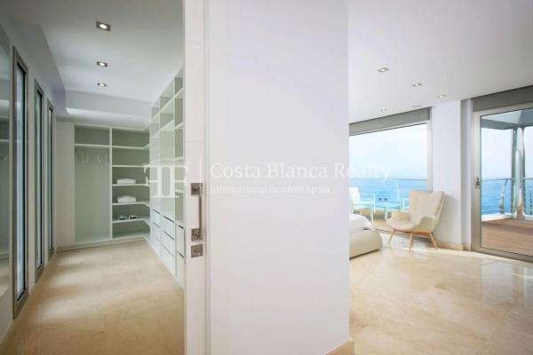 Casa independiente en calle Tort