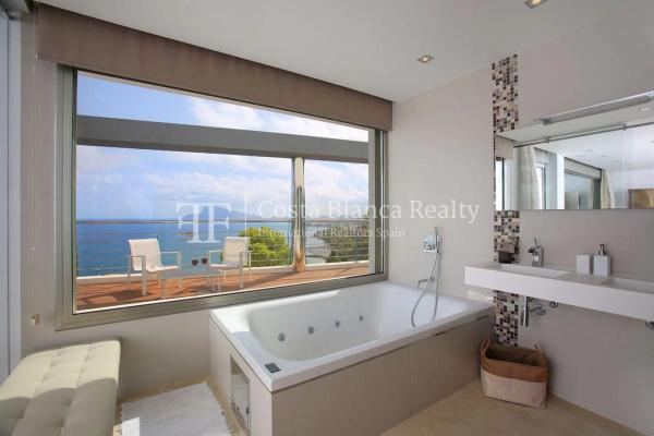 Casa independiente en calle Tort