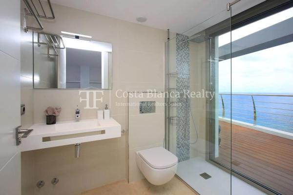 Casa independiente en calle Tort