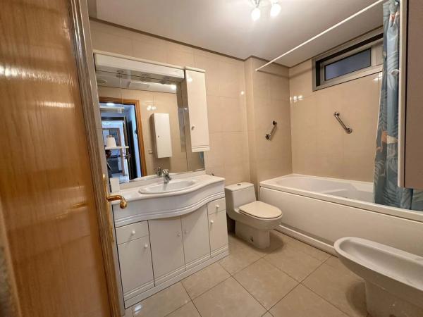 Piso en avenida Rosa dels Vents