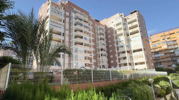 Piso en calle Gregal