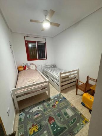 Piso en avenida Tellerola